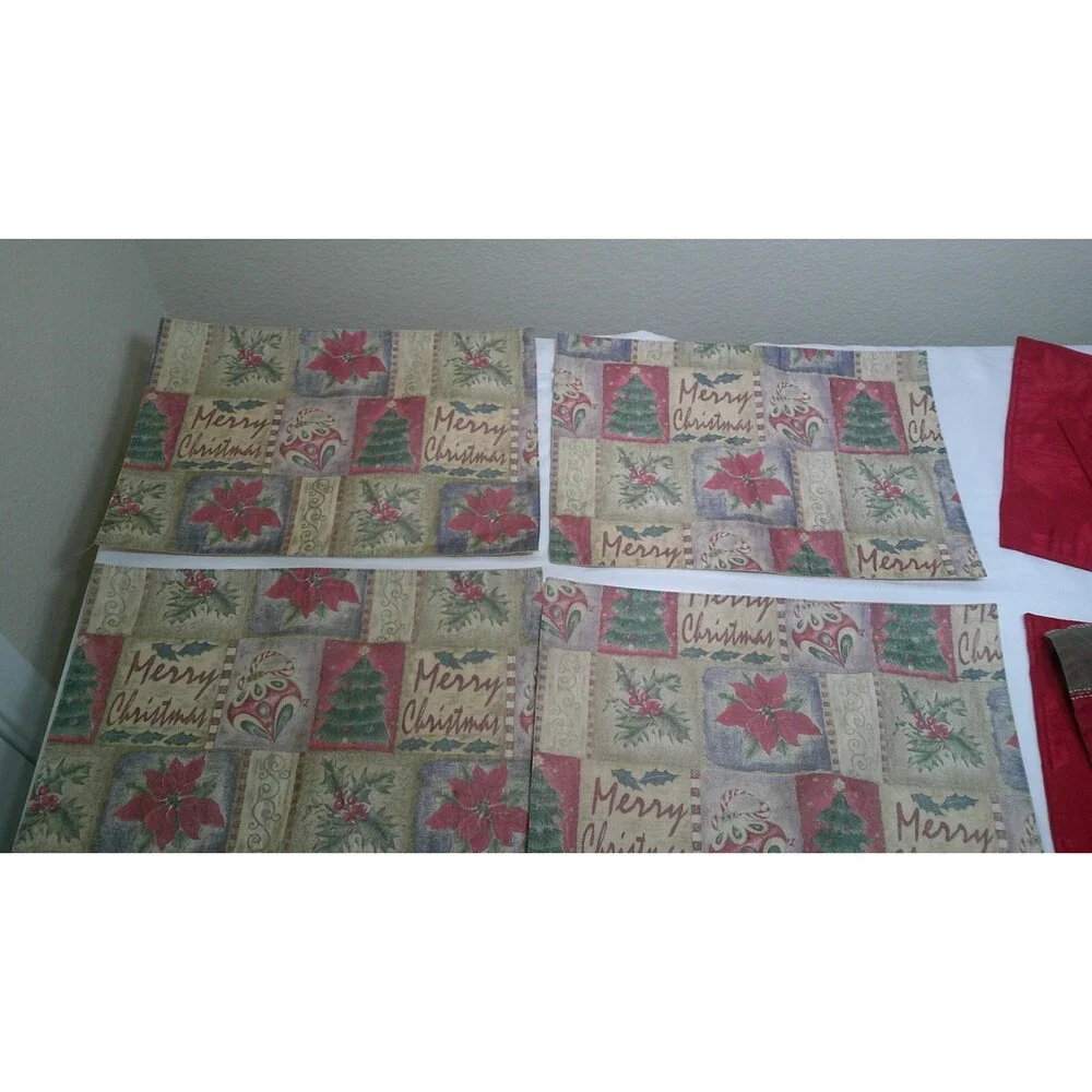 Christmas Table Cloth & Placemats 54